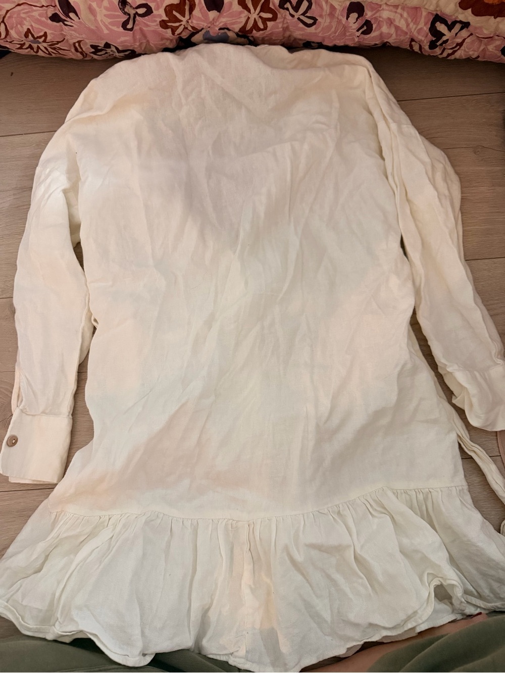 Linen Cream Button-Front Ruffle Hem Tunic - Picture 5 of 5